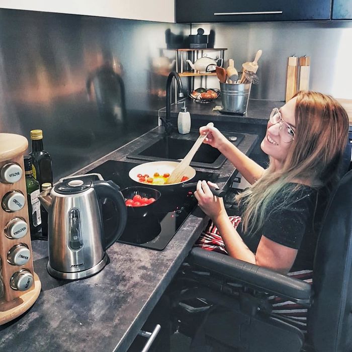 I Am A So-Called “Non-Service Person”, But That Does Not Get In The Way Of Living My Life To The Fullest (34 Pics) I Am A So-Called “Non-Service Person”, But That Does Not Get In The Way Of Living My Life To The Fullest (34 Pics)