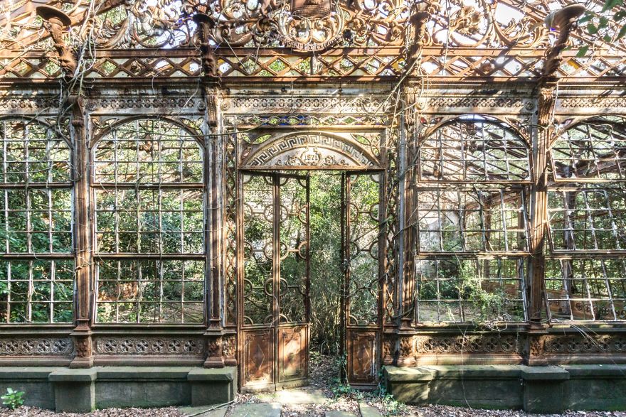 I Found Places Where Nature Mixes With Human's Built Environment In Europe