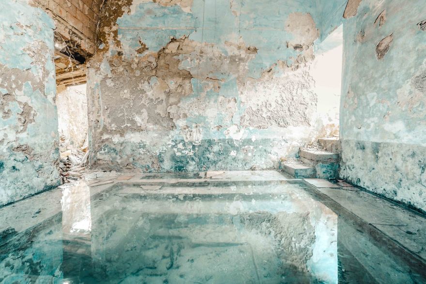 I Found Places Where Nature Mixes With Human's Built Environment In Europe