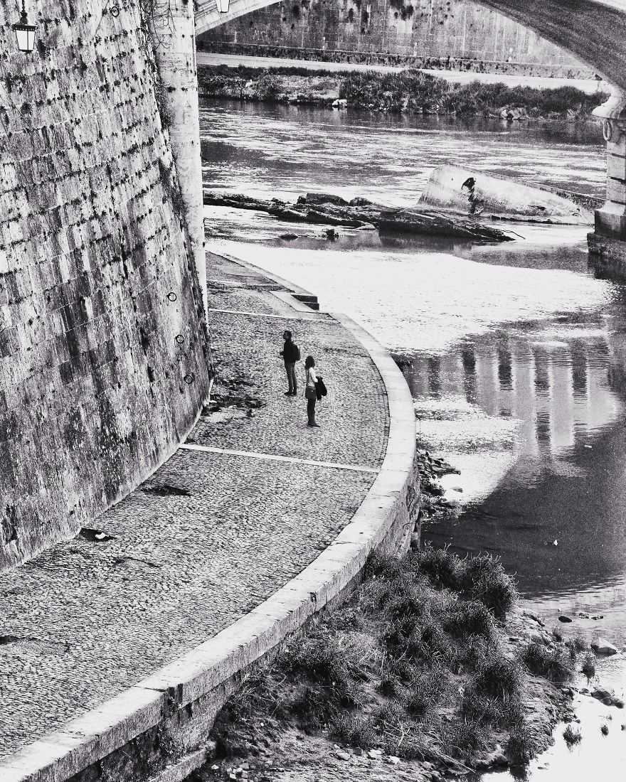 Tiber, Curves And Reflections
