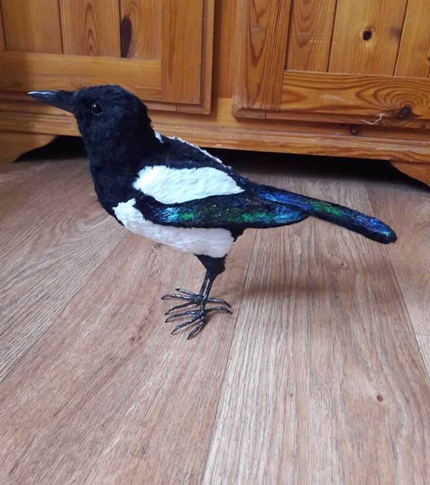 Inspired By Nature, I Upcycle Faux Fur Fabric By Sewing It Into Realistic-Looking Animals