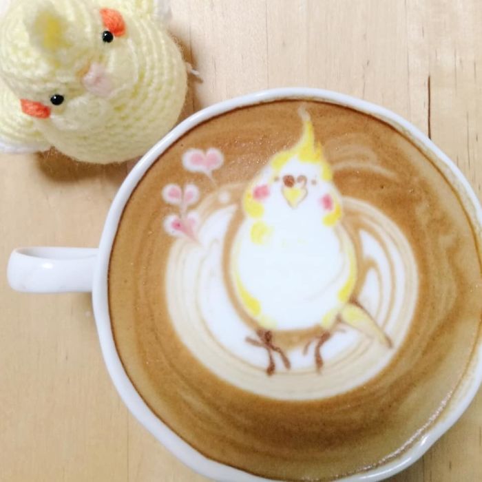 Japanese Uses His Passion For Birds And Creates Incredible Designs In Coffee