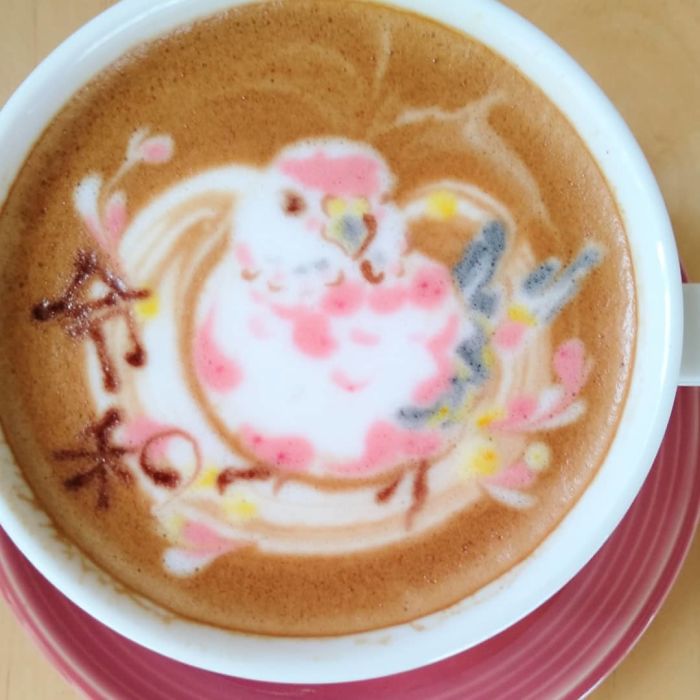 Japanese Uses His Passion For Birds And Creates Incredible Designs In Coffee