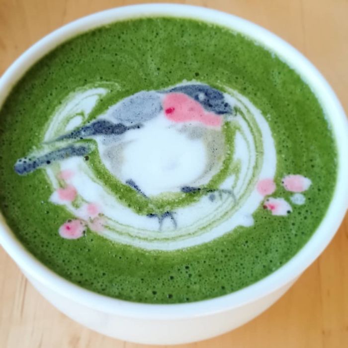 Japanese Uses His Passion For Birds And Creates Incredible Designs In Coffee