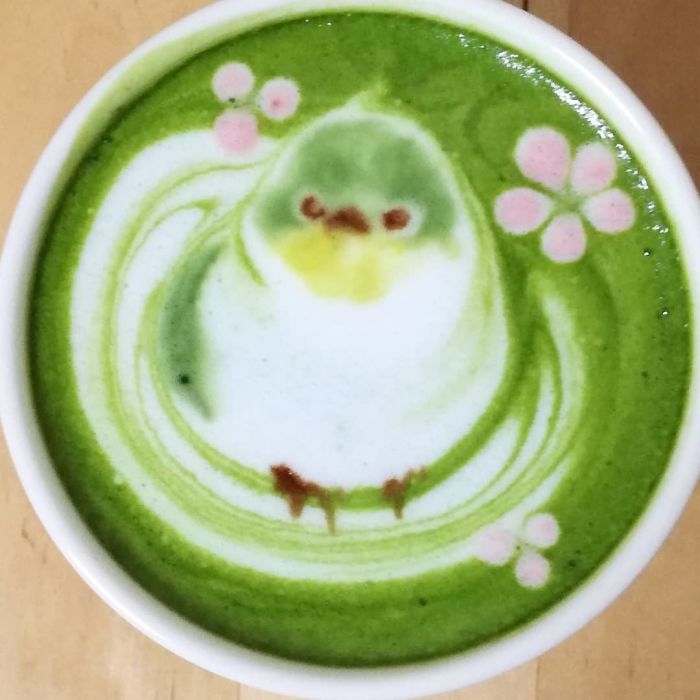 Japanese Uses His Passion For Birds And Creates Incredible Designs In Coffee