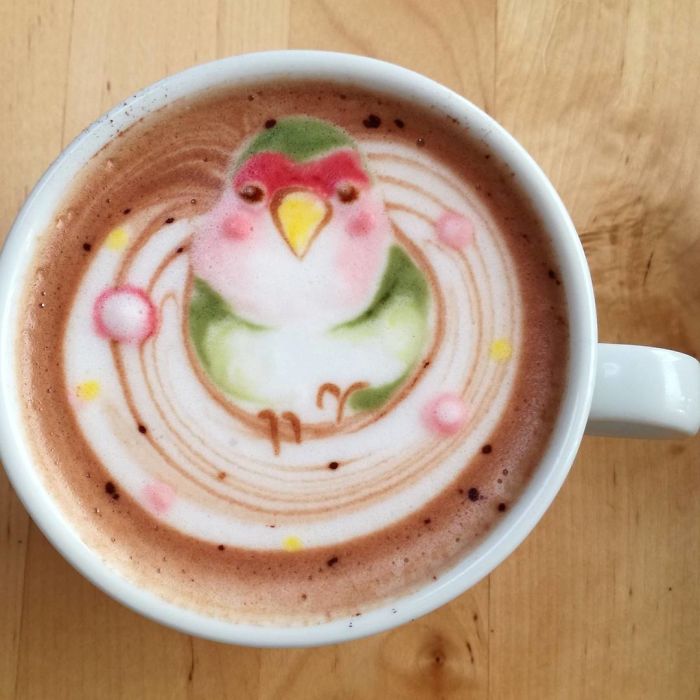 Japanese Uses His Passion For Birds And Creates Incredible Designs In Coffee