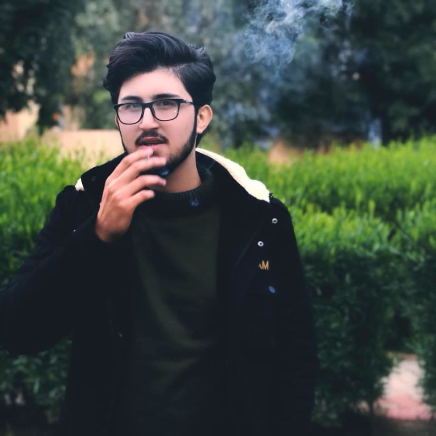 Photographer Captures Marvelous Moments By Mobilography