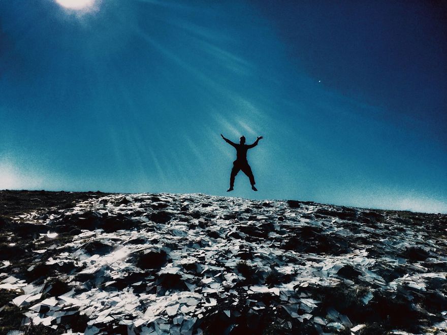 Photographer Captures Marvelous Moments By Mobilography