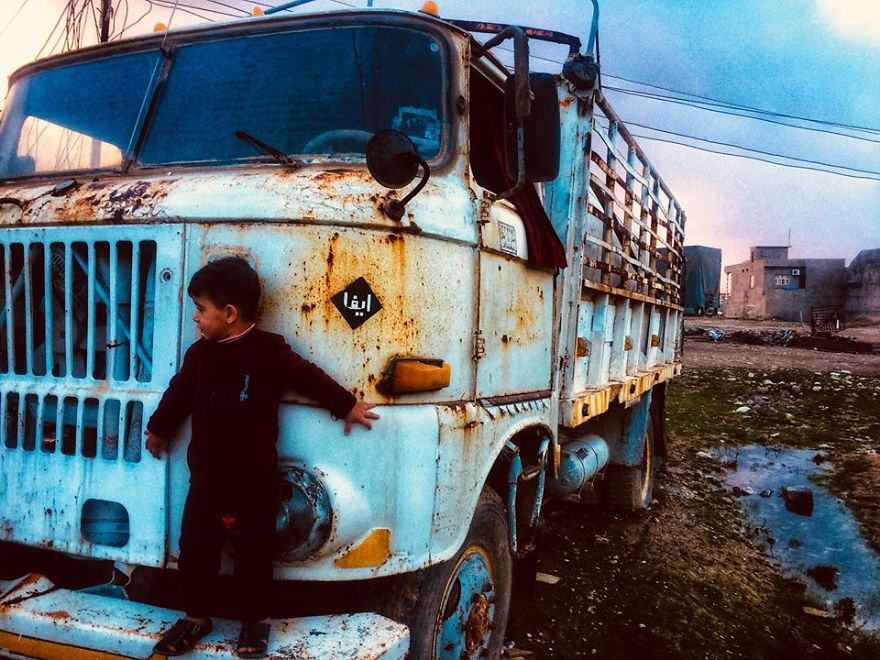 Photographer Captures Marvelous Moments By Mobilography Photographer Captures Marvelous Moments By Mobilography