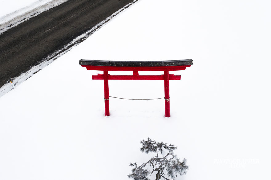 Japonism & Minimalism – Torii Japonism & Minimalism – Torii