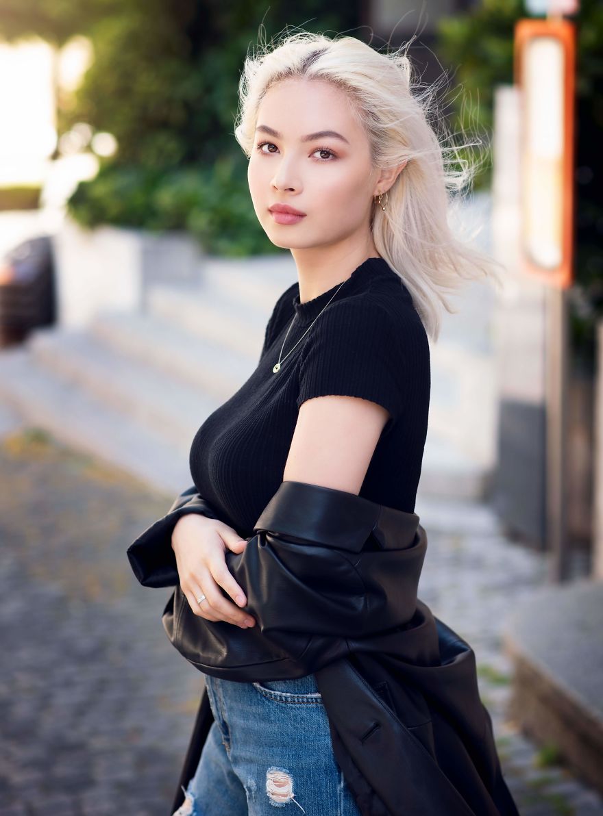 I Capture The Women In Streets Of Geneva