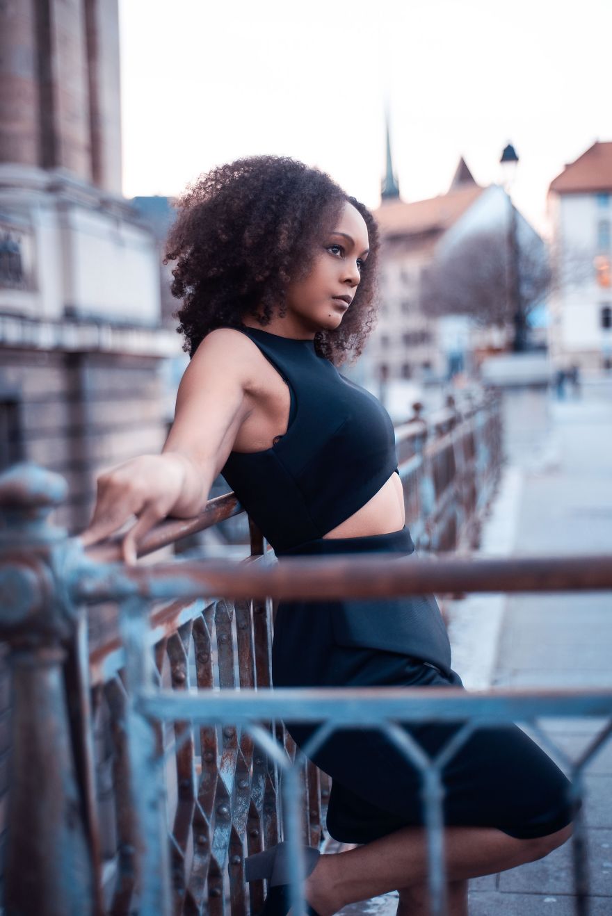 I Capture The Women In Streets Of Geneva