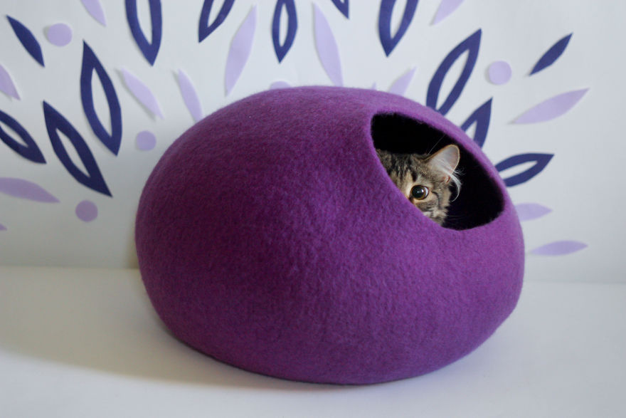 Round Cat Bed