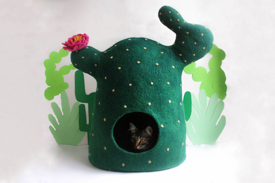 Cactus Cat Bed