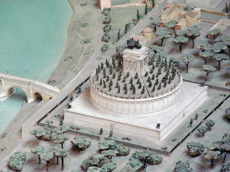 It Took 36 Years For This Archaeologist To Make The Most Accurate Model Of Ancient Rome
