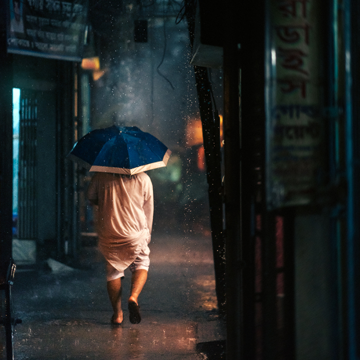 I Photographed The Streets Of Old Dhaka In The Rain