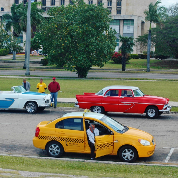 I Went To Havana And Took Pictures Of The Clash Between Touristic Cuba And Cuba We Normally Don’t See