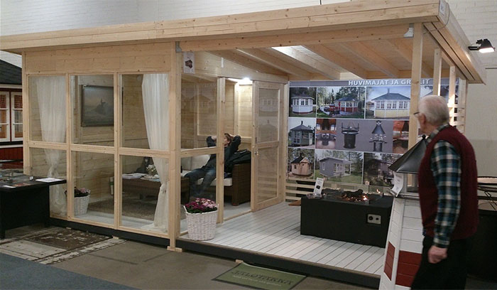 Amazon's Selling A Guesthouse 'Kit' That You Can Build In Your Backyard In 8 Hours Amazon's Selling A Guesthouse 'Kit' That You Can Build In Your Backyard In 8 Hours