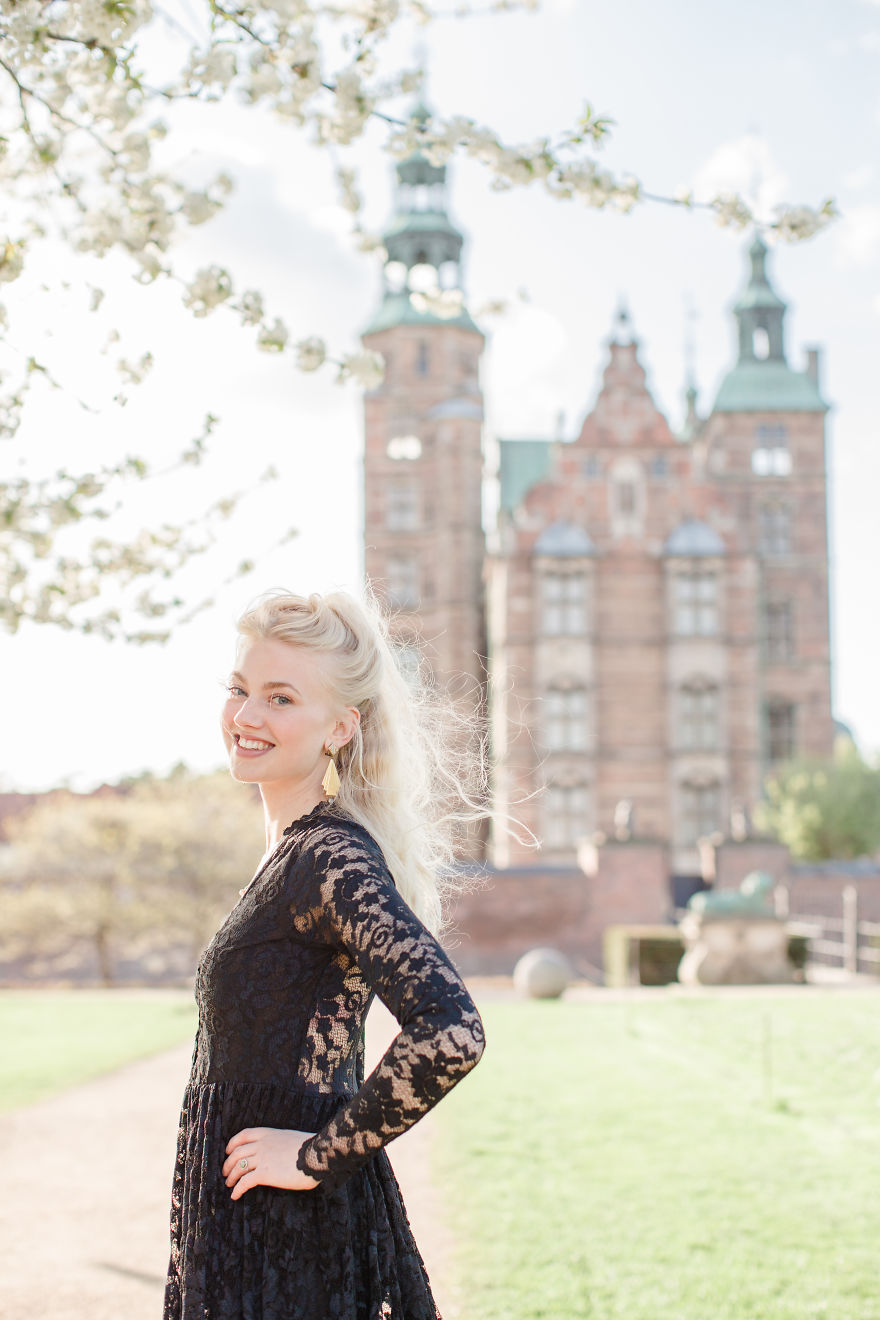 Freja Højland Høj- Singer