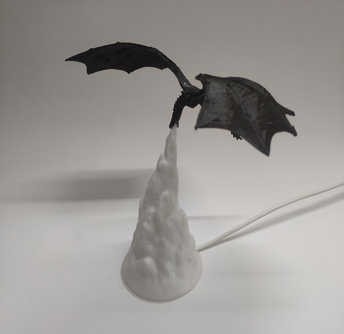 Someone Just Made An Epic 'Game Of Thrones' Lamp And Put It On Etsy Someone Just Made An Epic 'Game Of Thrones' Lamp And Put It On Etsy