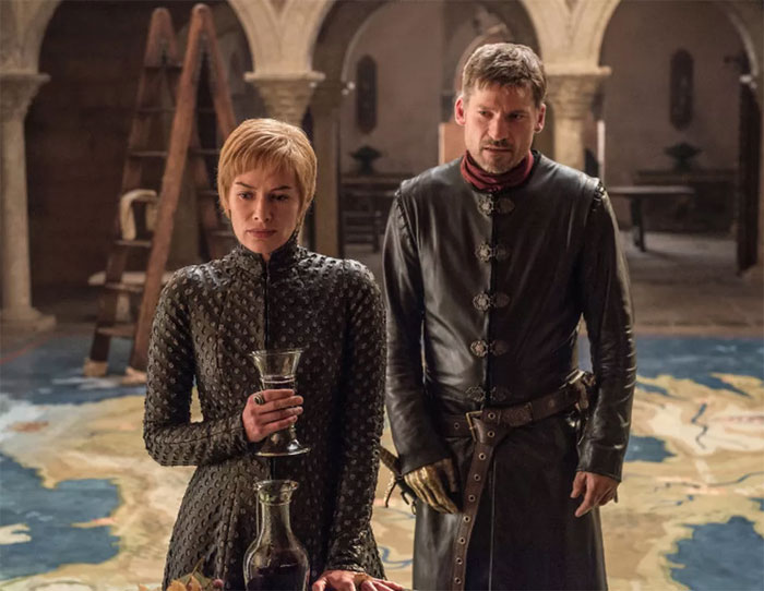 GoT Fails Once Again By Forgetting That Jaime Doesn't Have A Hand GoT Fails Once Again By Forgetting That Jaime Doesn't Have A Hand