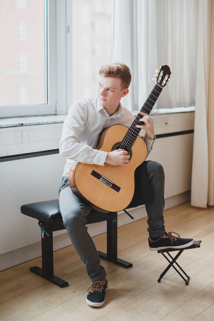 Jonas Egholm- Classical Guitar