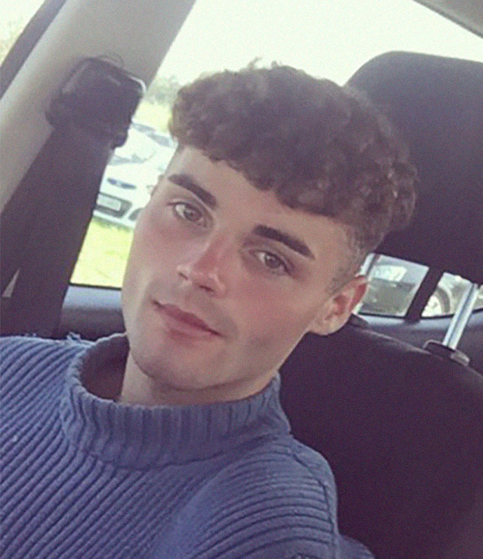 Guy Uses Genderswap Snapchat Filter On Tinder, Gets To Experience What It's Like For Girls Guy Uses Genderswap Snapchat Filter On Tinder, Gets To Experience What It's Like For Girls