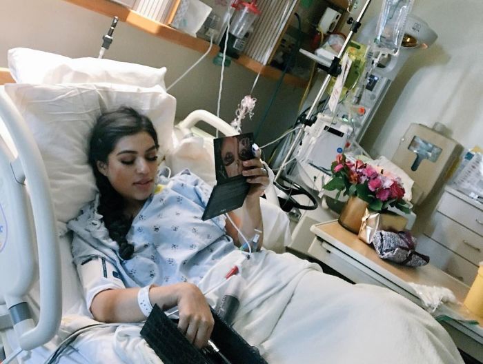 Mothers Are Applying Make Up Before Giving Birth And Not Everyone Is On Board With The Trend Mothers Are Applying Make Up Before Giving Birth And Not Everyone Is On Board With The Trend