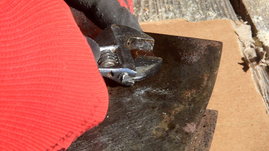 From Rusty Junk To Shiny Mezzaluna