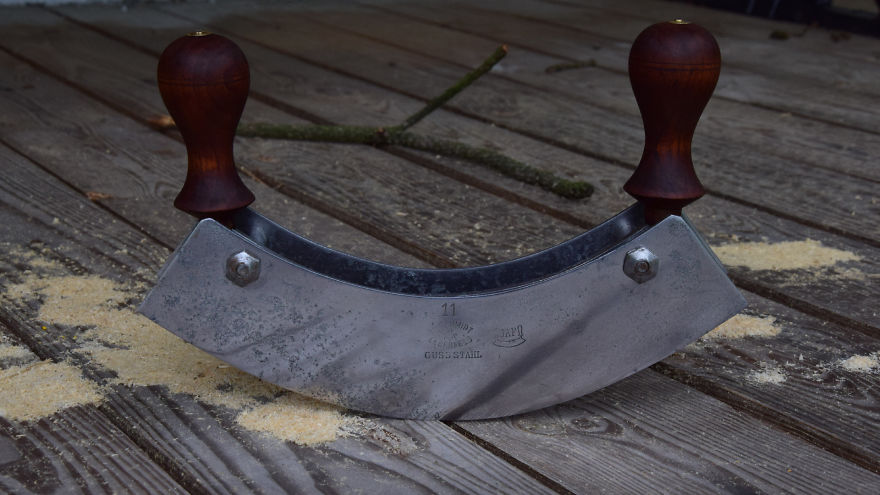 From Rusty Junk To Shiny Mezzaluna