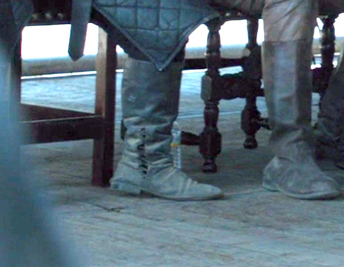 From A Coffee Cup, To Multiple Water Bottles, Game Of Thrones Gets Caught Failing Again From A Coffee Cup, To Multiple Water Bottles, Game Of Thrones Gets Caught Failing Again