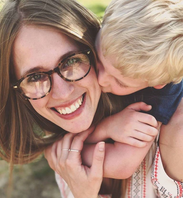 "You’ll Get Used To The Poop:" Nurse Reveals The Heartbreaking Situations That Actually Make Their Stomach Turn "You’ll Get Used To The Poop:" Nurse Reveals The Heartbreaking Situations That Actually Make Their Stomach Turn