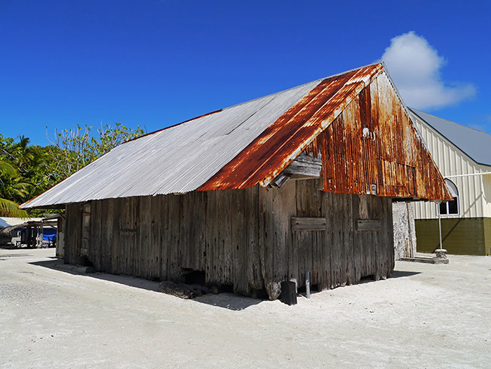 62 People, Who Have Descended From The Same Man, Live In This Town That's Only Reachable By A 9-Day Journey By Boat