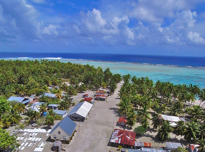 62 People, Who Have Descended From The Same Man, Live In This Town That's Only Reachable By A 9-Day Journey By Boat 62 People, Who Have Descended From The Same Man, Live In This Town That's Only Reachable By A 9-Day Journey By Boat