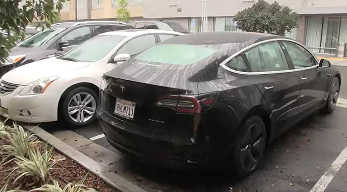 Tesla, World's Most Innovative Car, Leaves The Most Absurd Flaw In Their Design That Leaves Your Trunk All Wet Tesla, World's Most Innovative Car, Leaves The Most Absurd Flaw In Their Design That Leaves Your Trunk All Wet