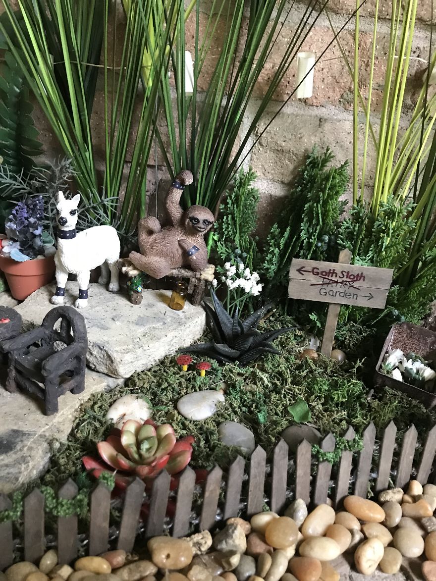 Tiny Sans-Fairy Garden Tiny Sans-Fairy Garden