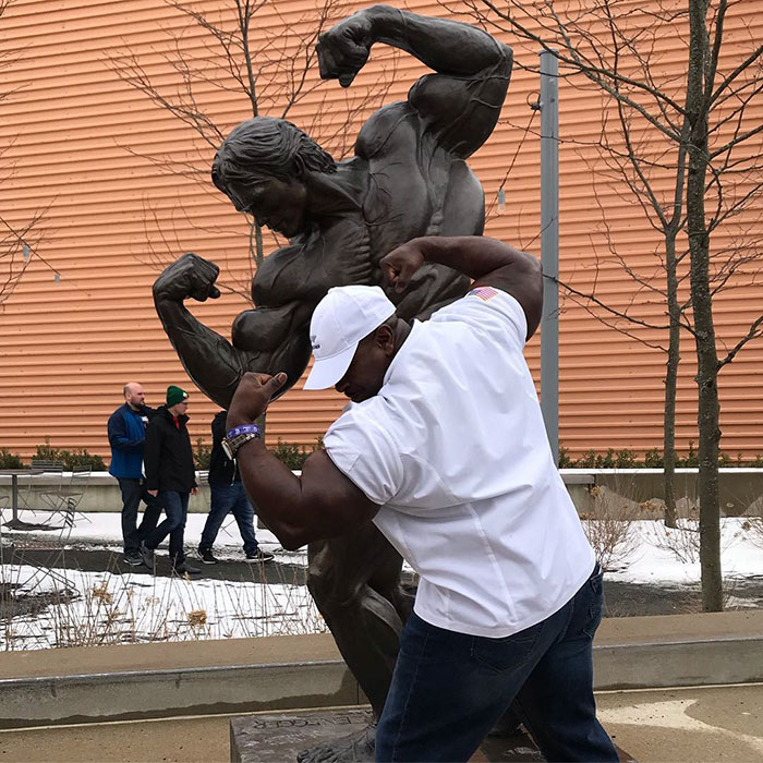 People Notice That This White House Chef Is Something Way Out Of The Ordinary, Even Start A Photoshop Battle