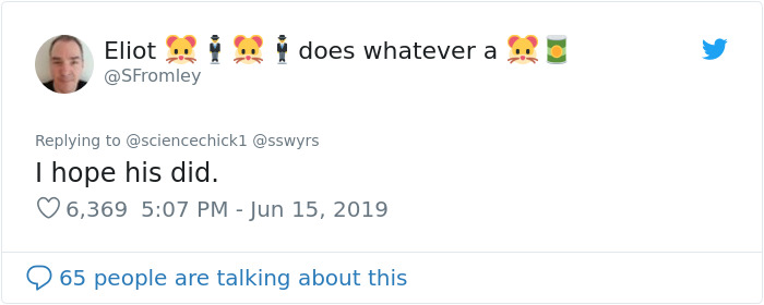 Boss Calls Woman 'Slutty' After Seeing Her Linkedin Profile Pic Where She's Wearing A Basic T-Shirt, Employee Calls Him Out