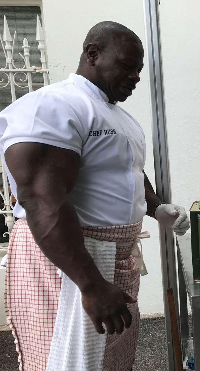 People Notice That This White House Chef Is Something Way Out Of The Ordinary, Even Start A Photoshop Battle