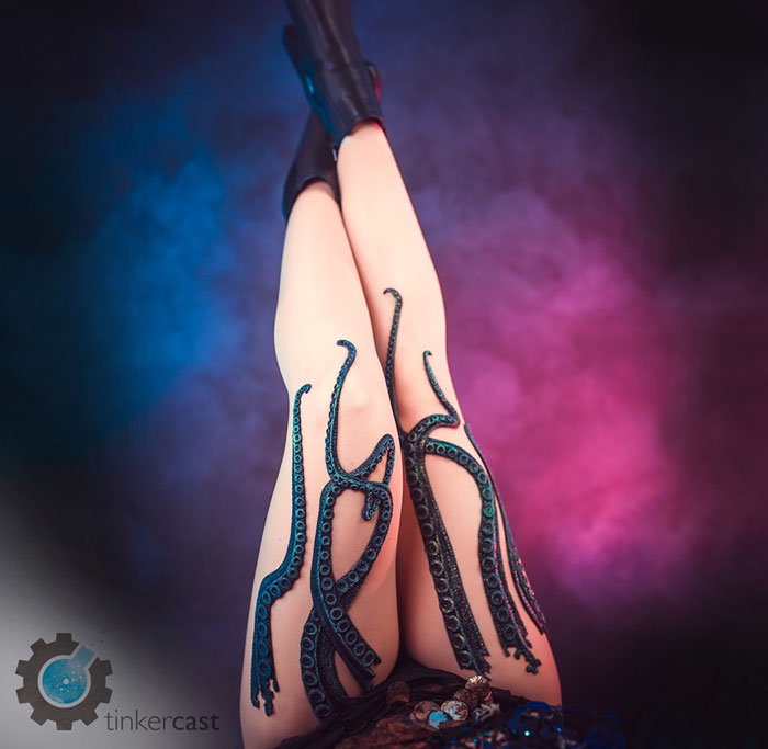 Seller Puts Up Tentacle Leggings On His ETSY, And They Sell Out Like Water In A Desert