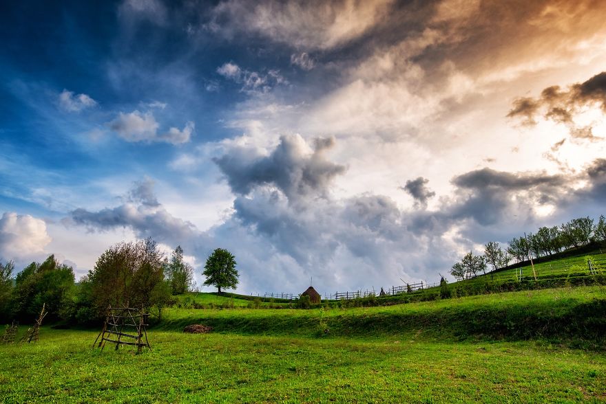 I Photographed The Romanian Countryside