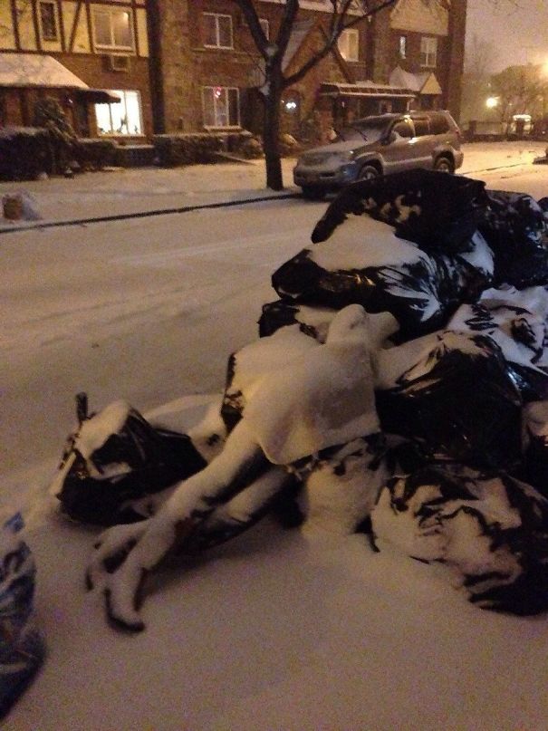 Saw This After My SO Gasped. Scared The Hell Out Of Us. This Is Mannequin