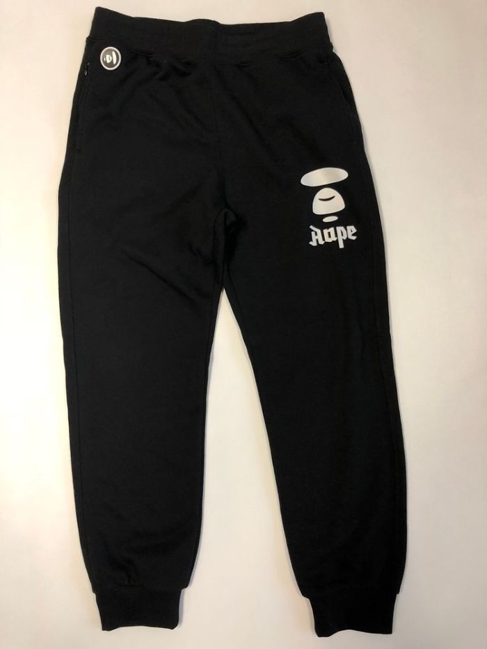 The Company Is Called "Aape". Not The Font To Use