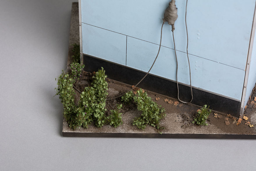 I Created A Miniature Photobooth Then Photographed It Using The Real One! I Created A Miniature Photobooth Then Photographed It Using The Real One!