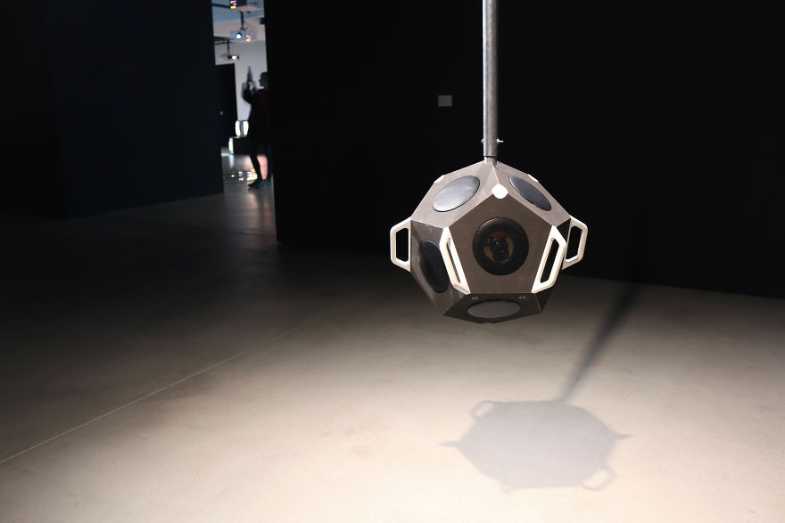 Artist Created A Sound Pendulum Based On His Experience With Meditation. Calm It Or Distract It.