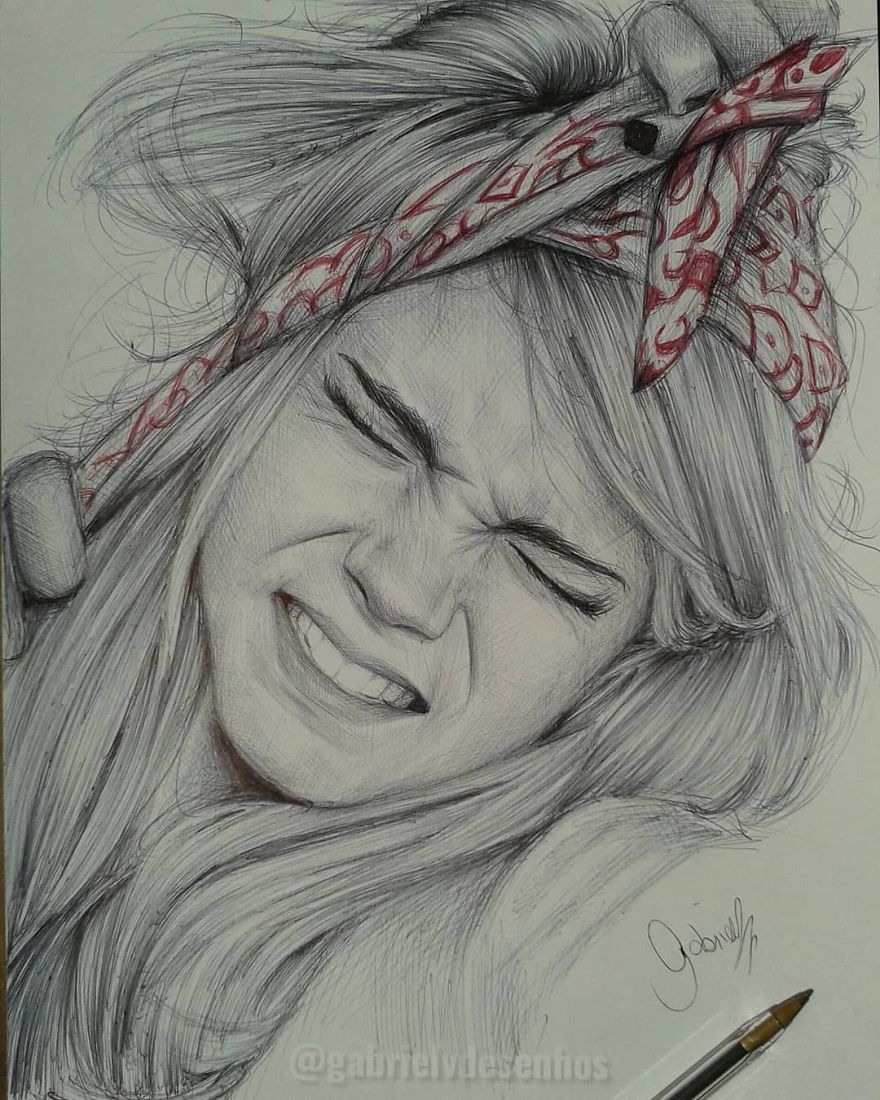 Artist Uses As A Tool Only A Ballpoint Pen To Capture The Emotions Of The People And The Result Is Amazing