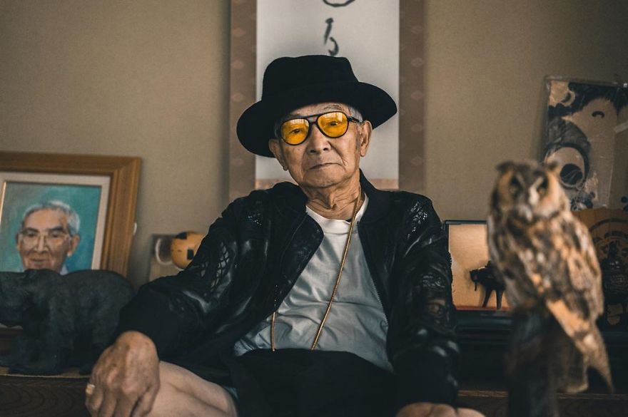 84-Year-Old Grandpa Teams Up With His Grandson To Create Fashionable Photoshoots That Stun 32k Followers On Instagram