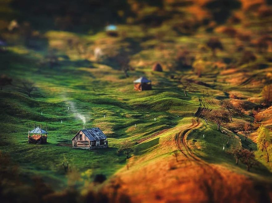 I Photographed The Romanian Countryside