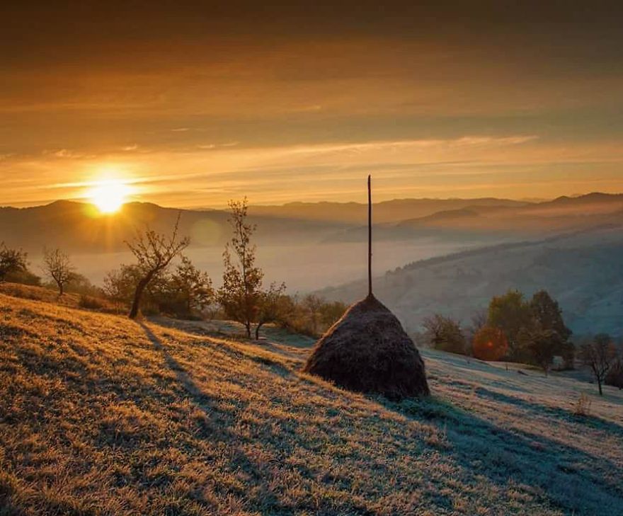 I Photographed The Romanian Countryside
