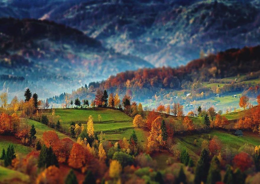 I Photographed The Romanian Countryside